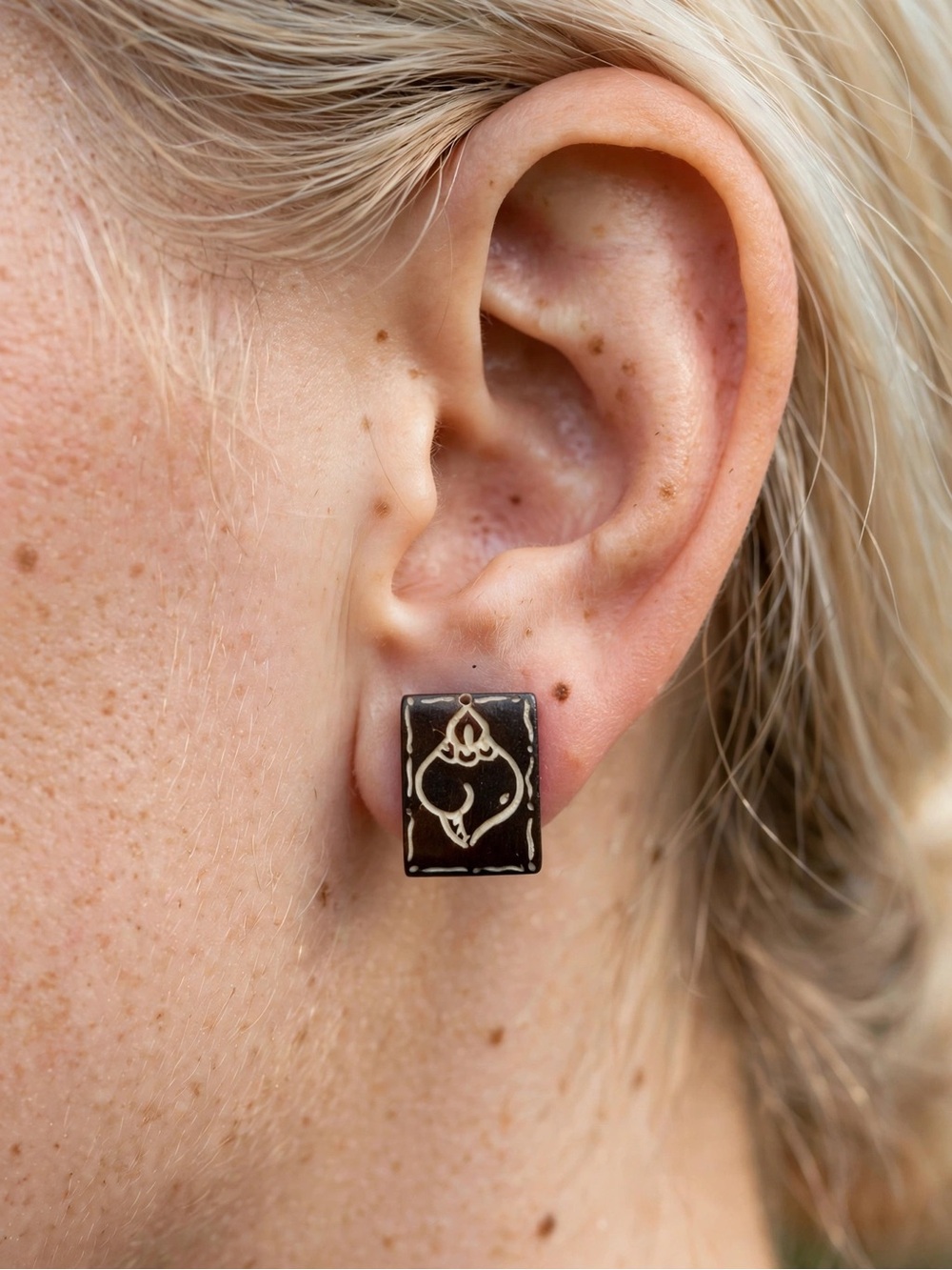 New Amimi | Hand Carved Wood Stud Earrings | Floral Motif E130